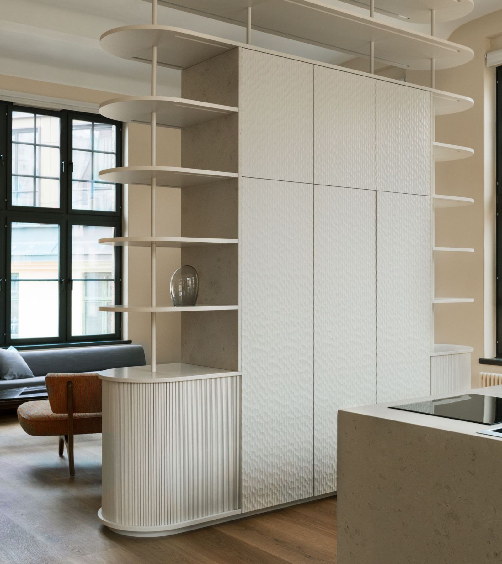 Customized and built-in solutions: Inspiration and advice